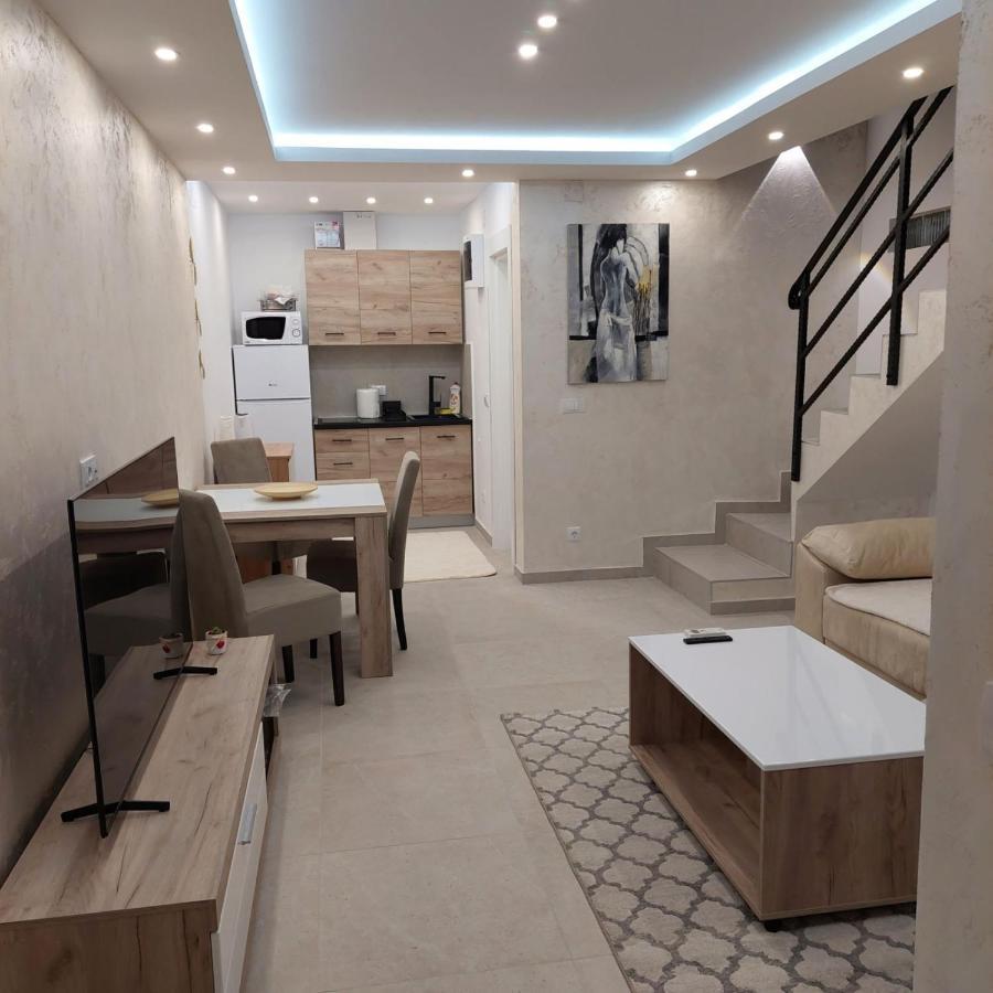 Apartman Lux Jelena Surčin Exterior foto